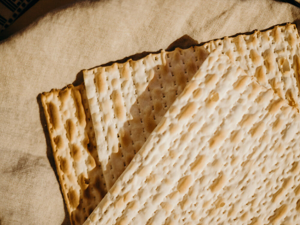 Matzah bread